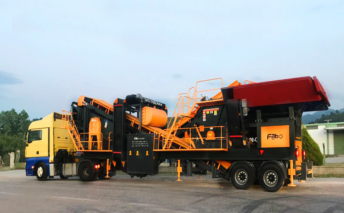 mobile crushing screening plant